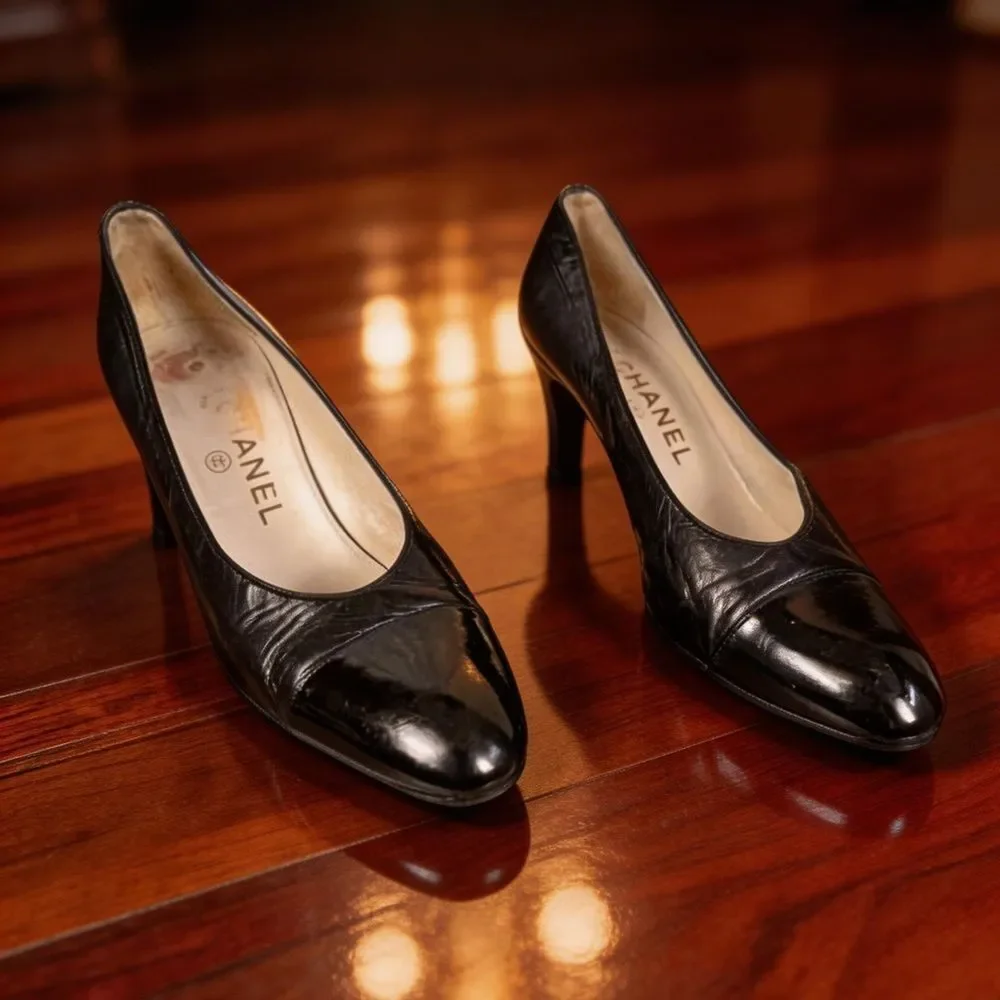 CHANEL WOMENS BLACK LEATHER HEELS SIZE 7 1/2